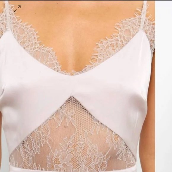 Petal & Pup Ariel Blush Satin Lace A-line Midi Tea Length Dress, NWT 6US - Picture 3 of 7